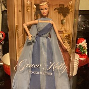 - Grace Kelly To Catch a Thief Barbie Doll